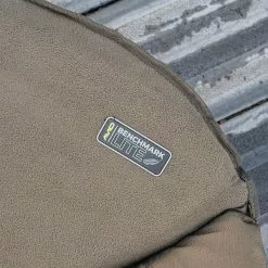 Avid Carp Benchmark Lite Memory Foam Bed -Molens populariteit winkel 2fdde583ef97bb40